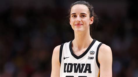 Caitlin Clark Net Worth (2024): WNBA Contract, Nike